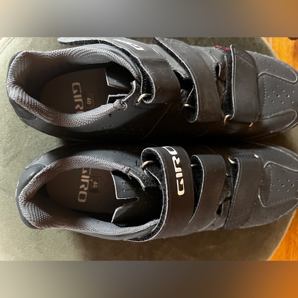 GIRO Riela RII MTB Cycling Shoe-size 8.5/40 - Picture 3 of 4